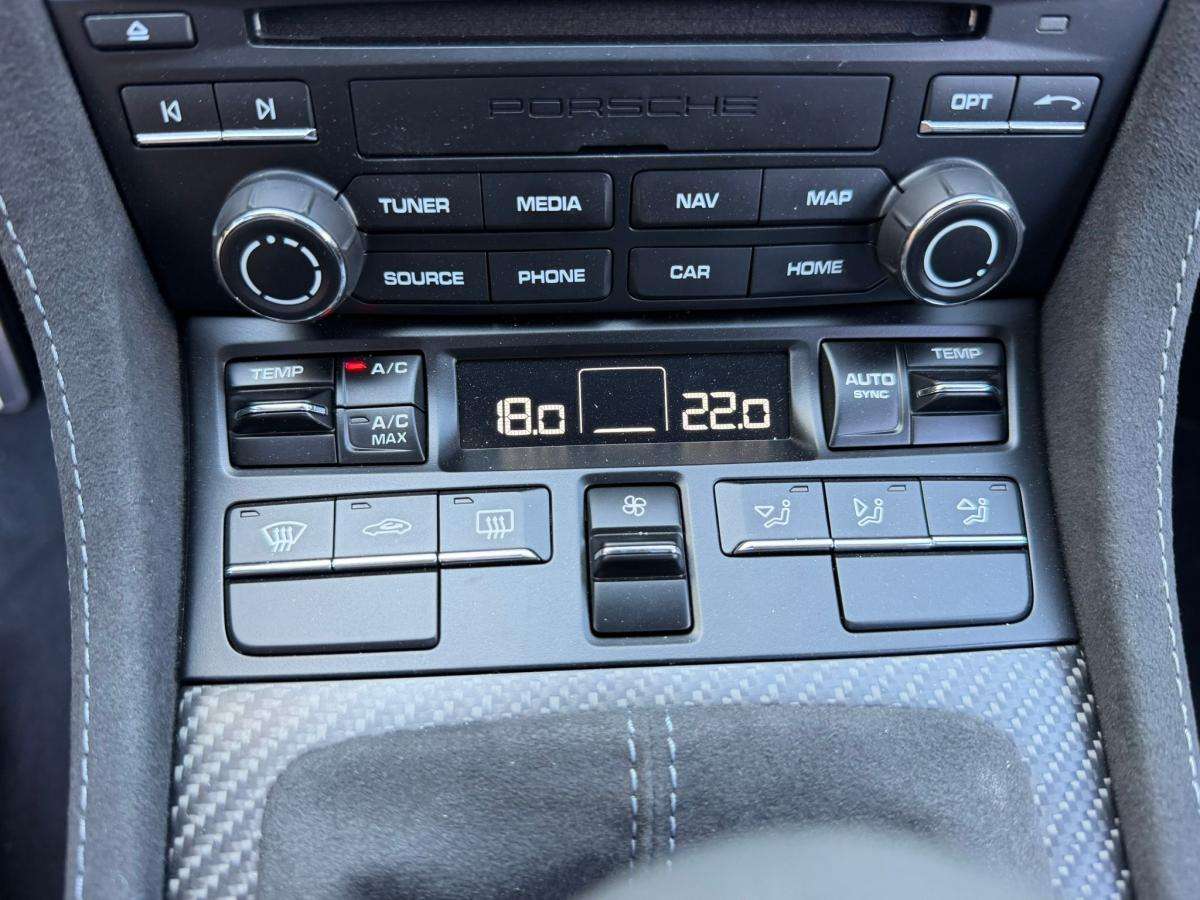 porsche-718-2023-gasolina-3996cc