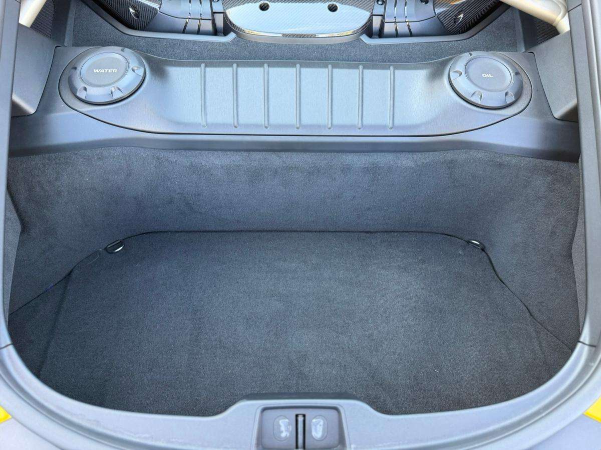 porsche-718-2023-gasolina-3996cc