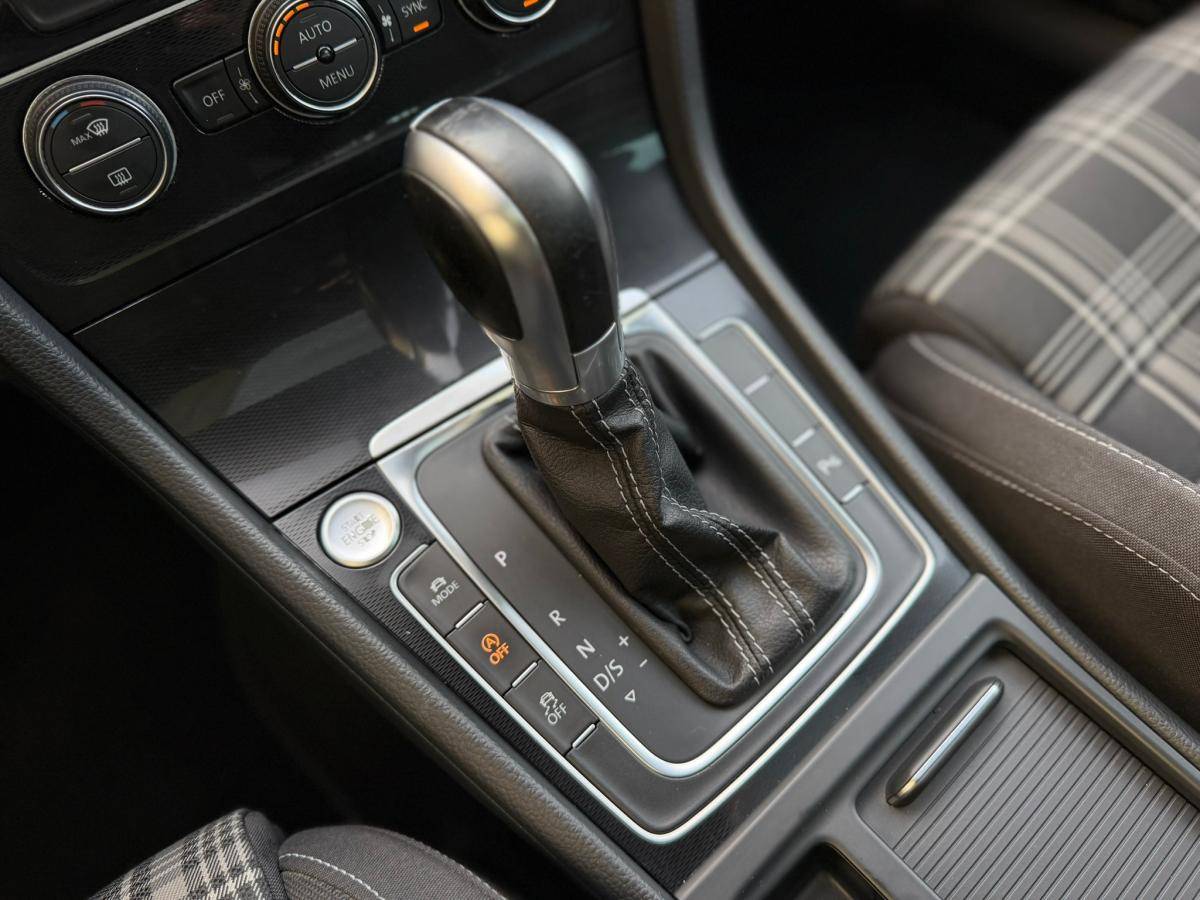 volkswagen-golf-2015-diesel-1968cc