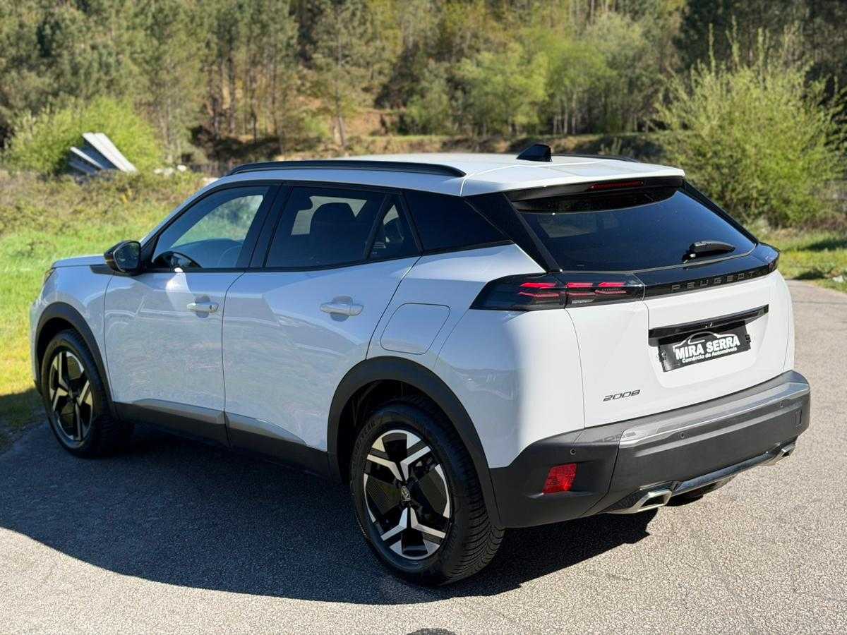 peugeot-2008-2021-gasolina-1199cc
