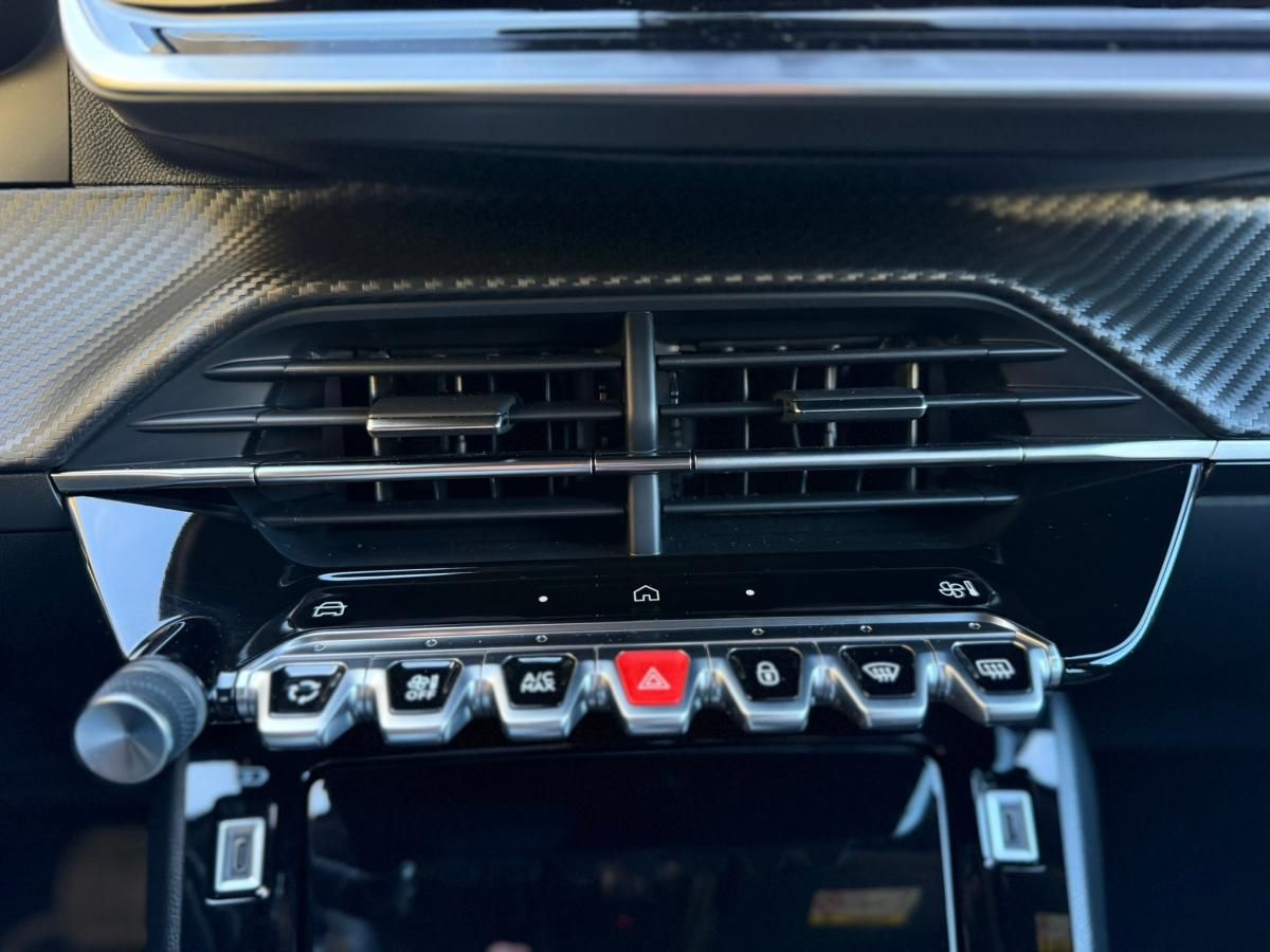 peugeot-2008-2021-gasolina-1199cc