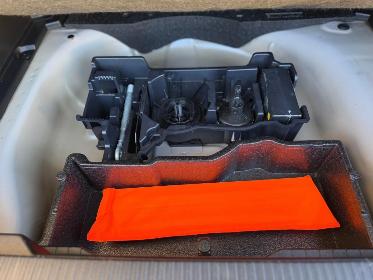 peugeot-2008-2021-gasolina-1199cc