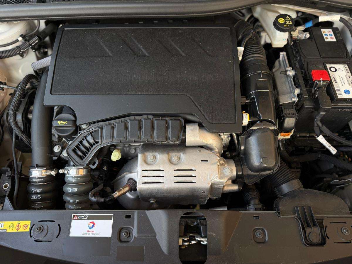 peugeot-2008-2021-gasolina-1199cc