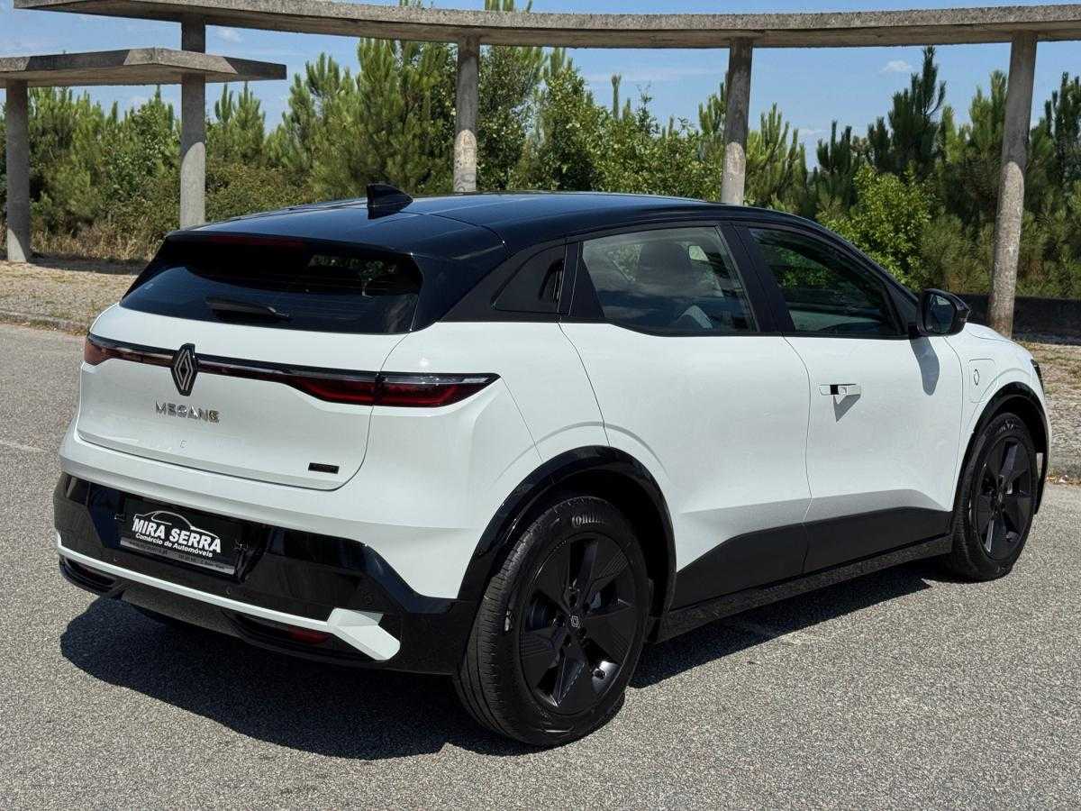 renault-megane-2024-eletrico-0cc