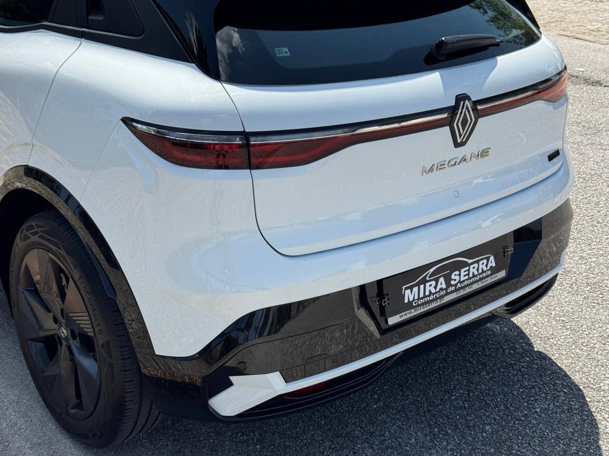 renault-megane-2024-eletrico-0cc