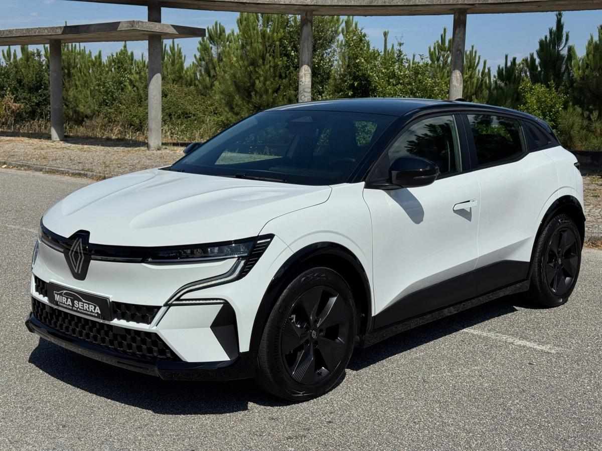 renault-megane-2024-eletrico-0cc