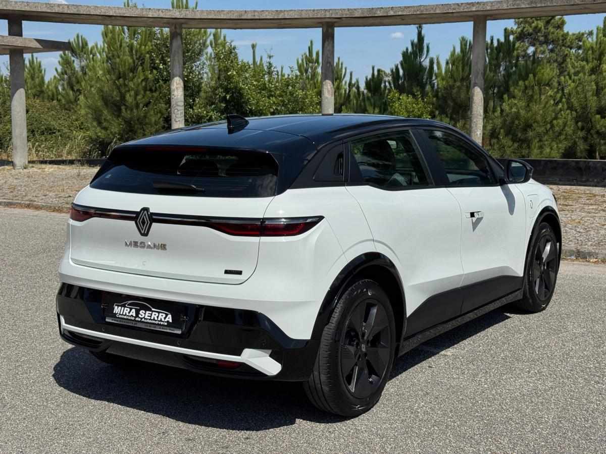 renault-megane-2024-eletrico-0cc