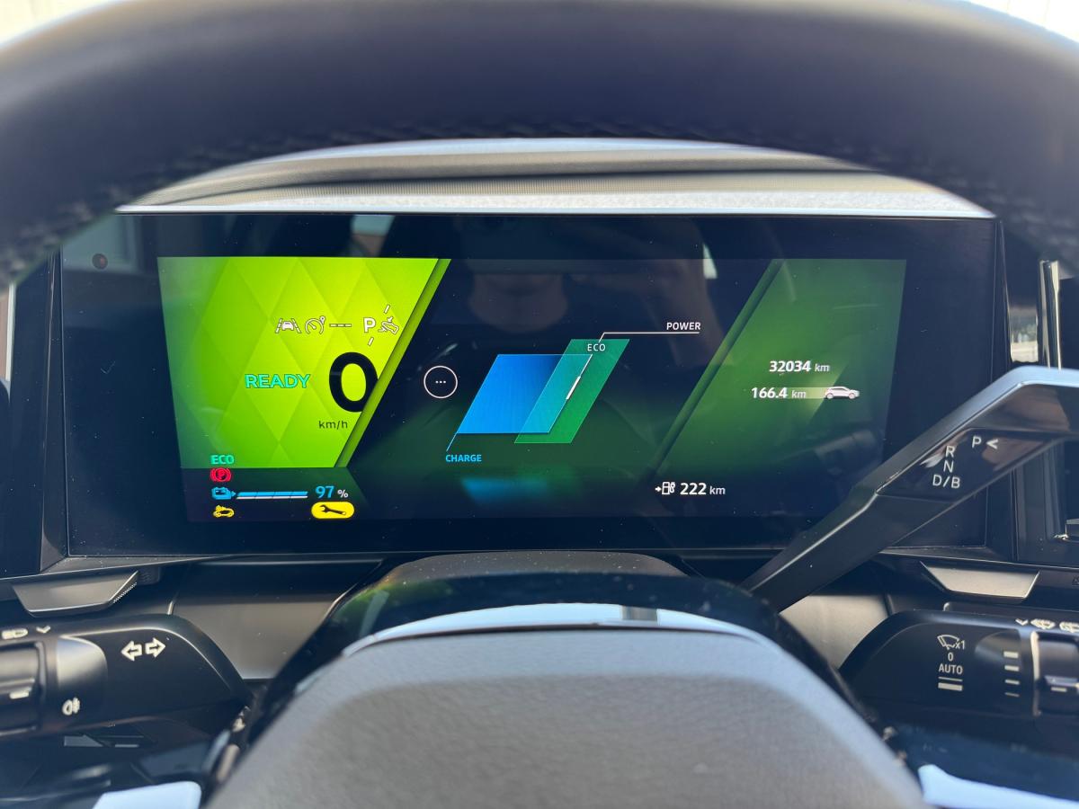 renault-megane-2024-eletrico-0cc