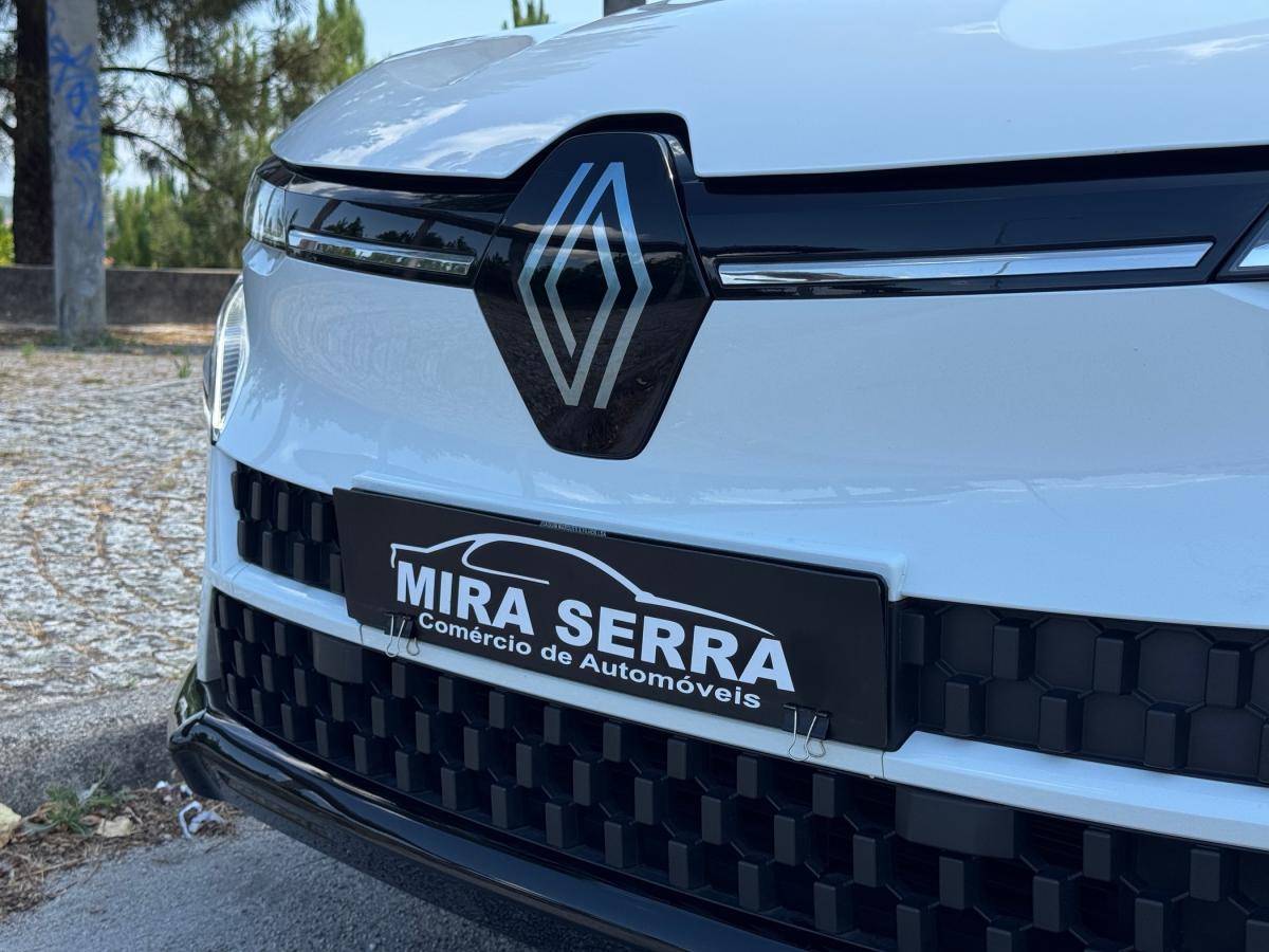 renault-megane-2024-eletrico-0cc
