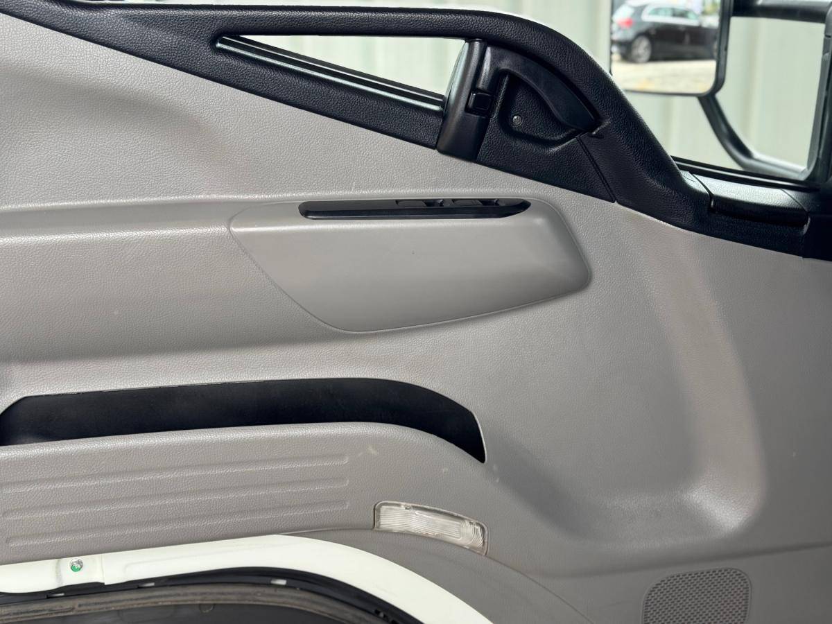 mitsubishi-canter-2019-diesel-2998cc