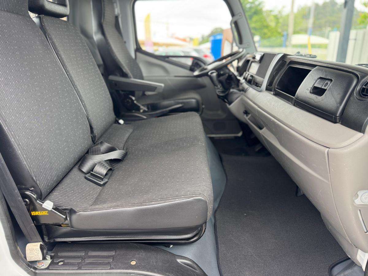 mitsubishi-canter-2019-diesel-2998cc