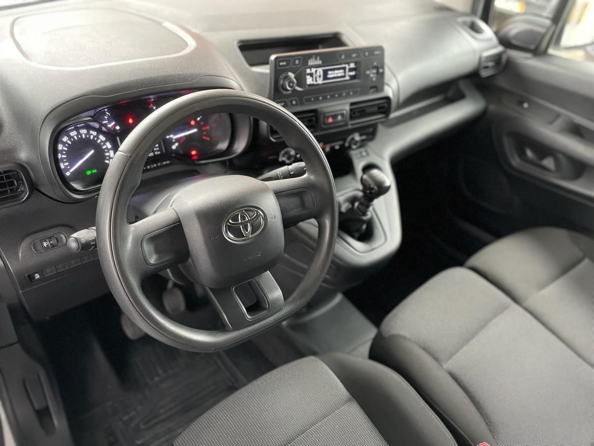toyota-proace-2022-diesel-1499cc