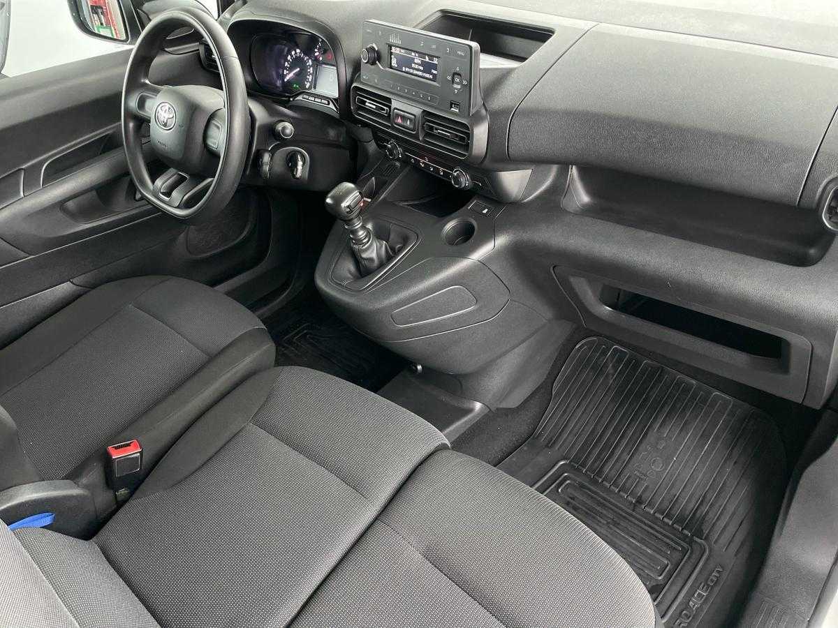 toyota-proace-2022-diesel-1499cc