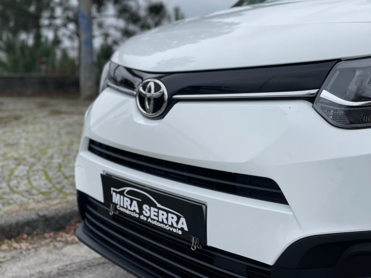 toyota-proace-2022-diesel-1499cc