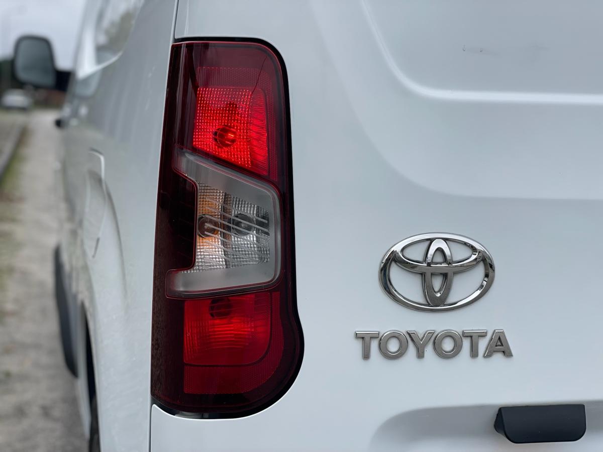 toyota-proace-2022-diesel-1499cc