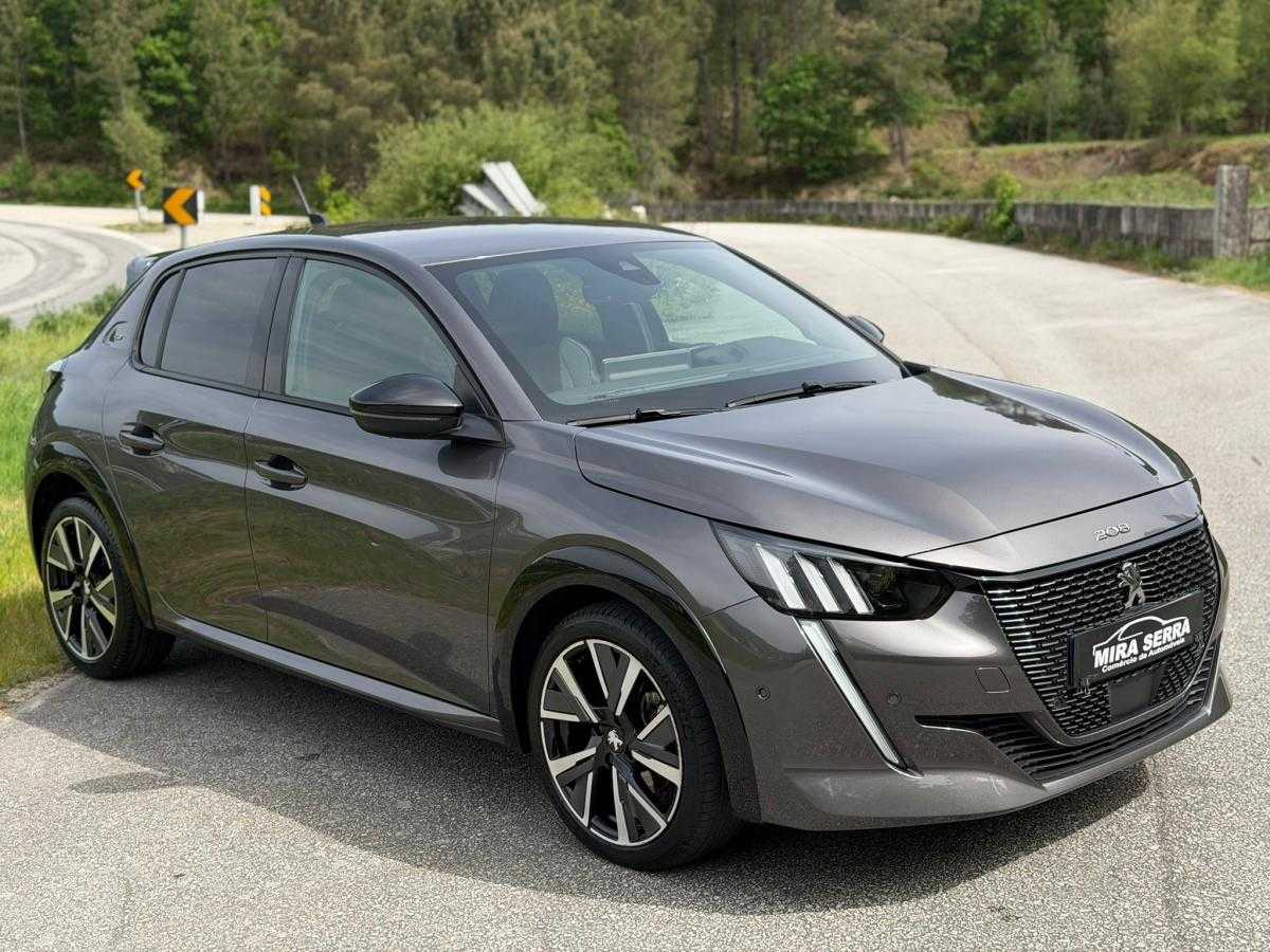 peugeot-208-2022-gasolina-1199cc