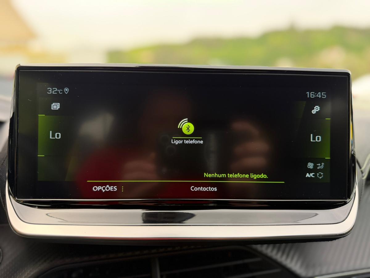 peugeot-208-2022-gasolina-1199cc