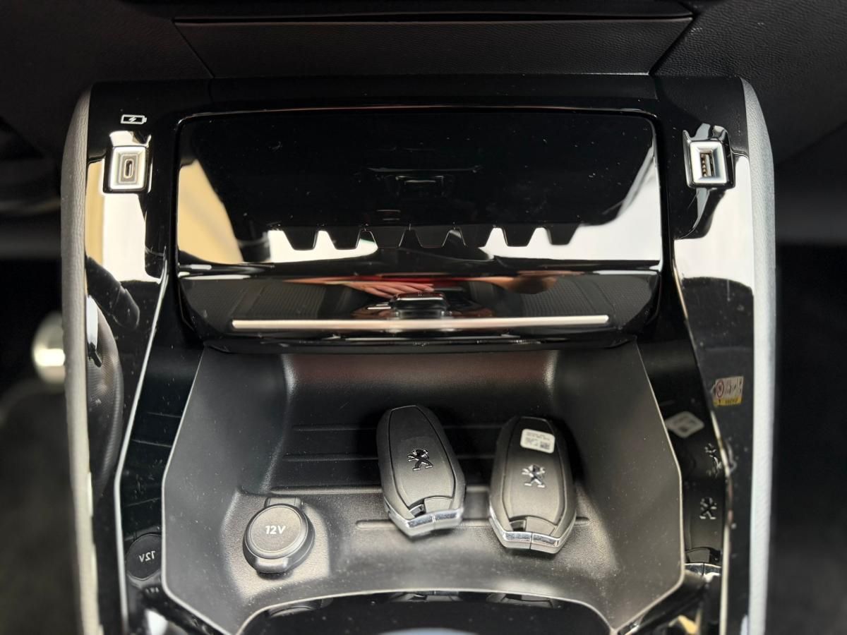 peugeot-208-2022-gasolina-1199cc