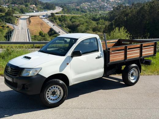 toyota-hilux-2015-diesel-2494cc