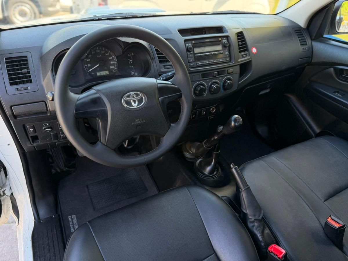 toyota-hilux-2015-diesel-2494cc