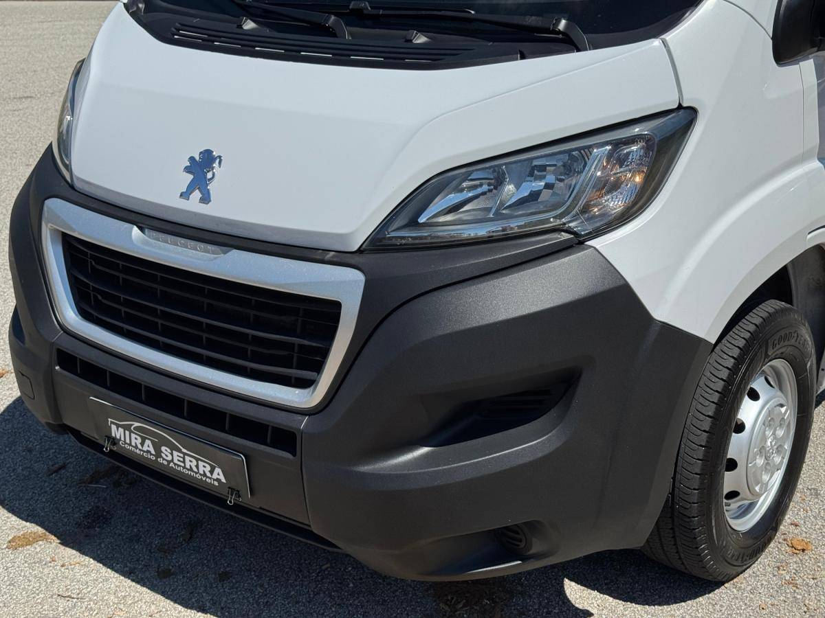 peugeot-boxer-2022-diesel-2184cc