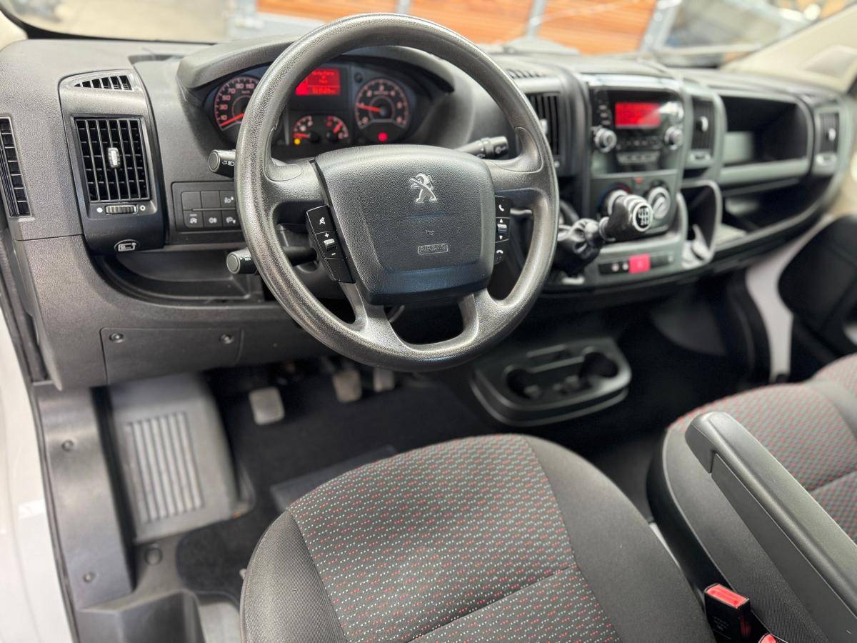 peugeot-boxer-2022-diesel-2184cc