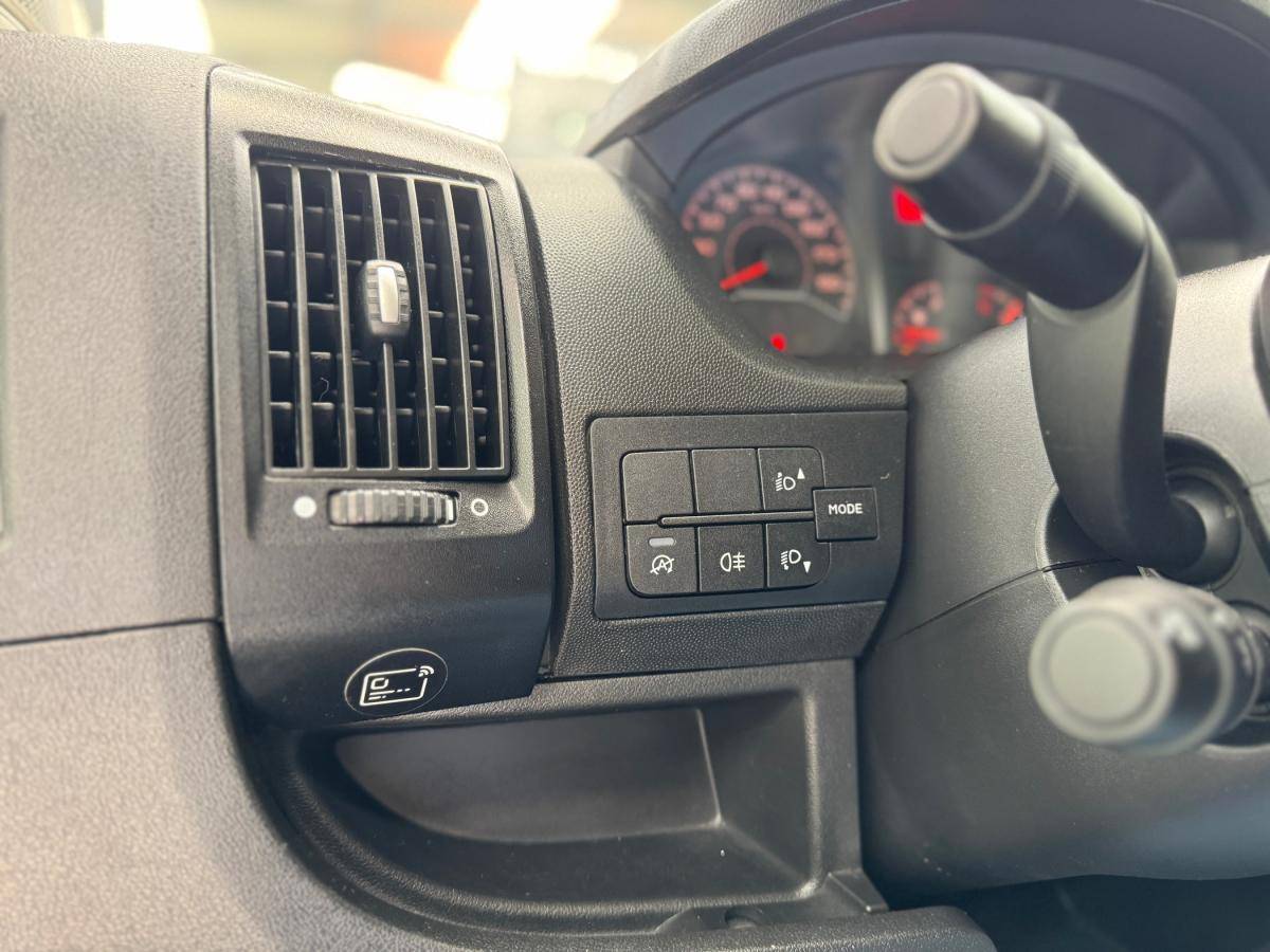peugeot-boxer-2022-diesel-2184cc