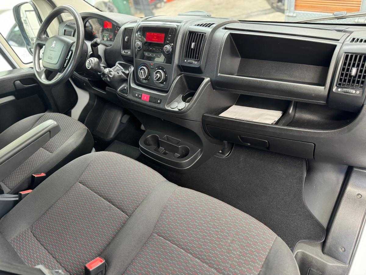 peugeot-boxer-2022-diesel-2184cc