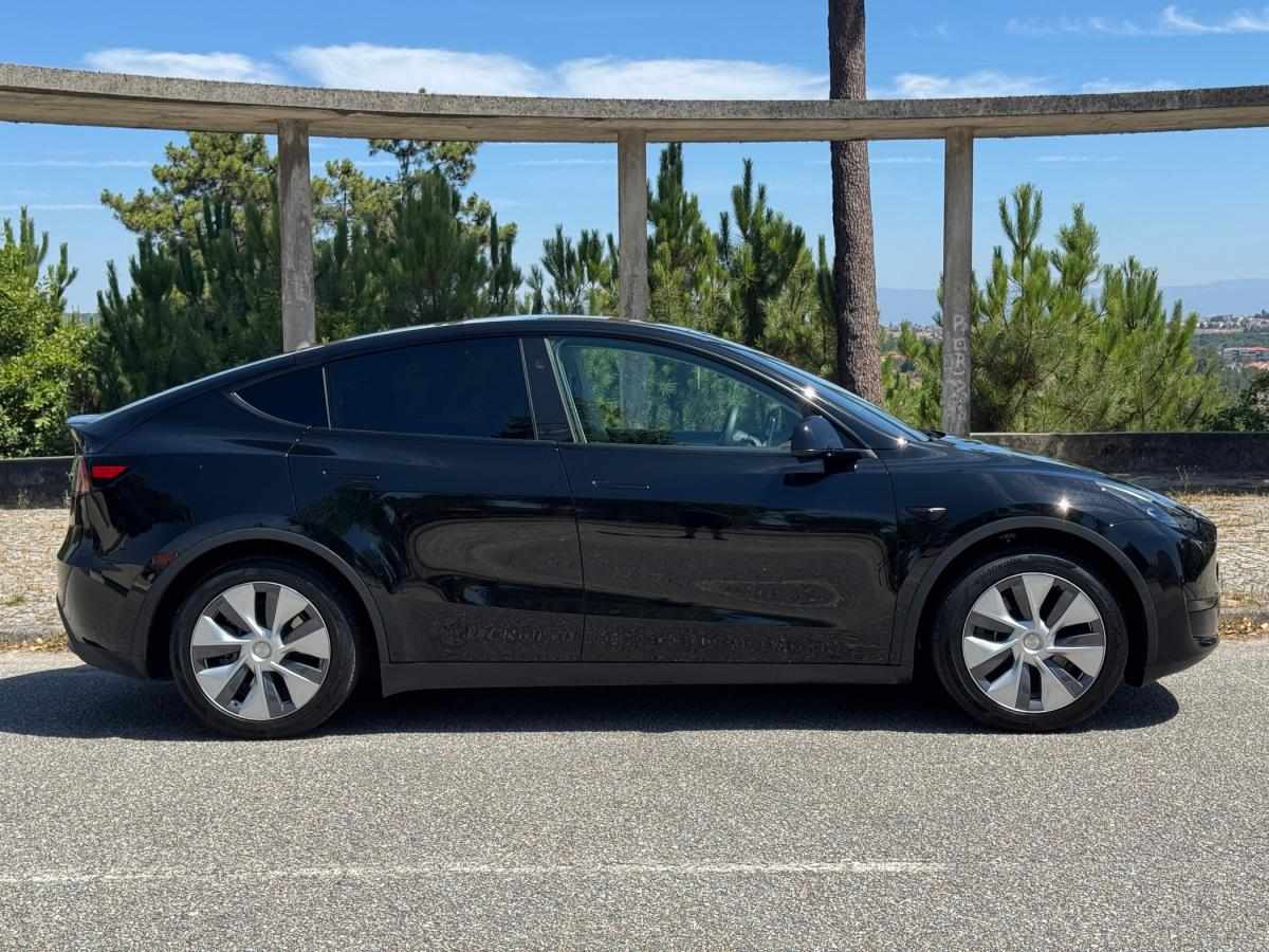tesla-model-y-2024-eletrico-0cc