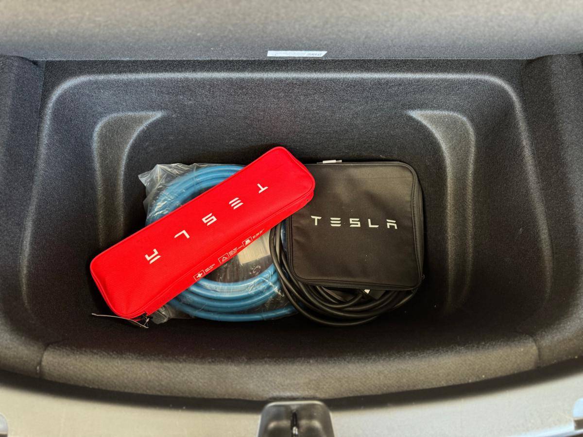 tesla-model-y-2024-eletrico-0cc
