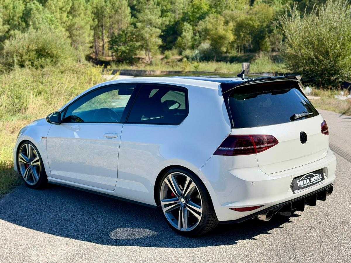 volkswagen-golf-2014-gasolina-1984cc
