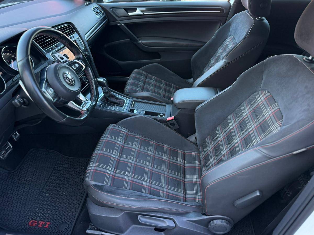 volkswagen-golf-2014-gasolina-1984cc