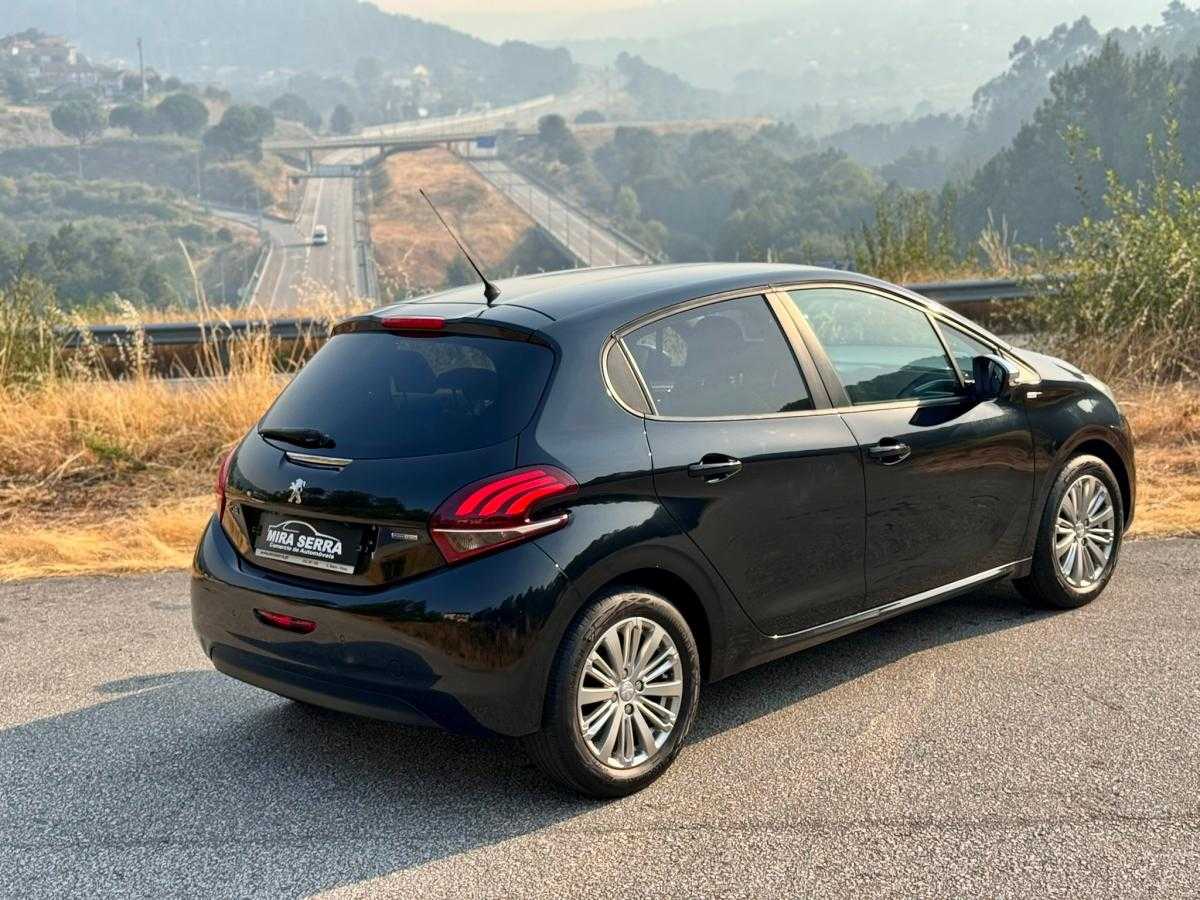 peugeot-208-2019-gasolina-1199cc