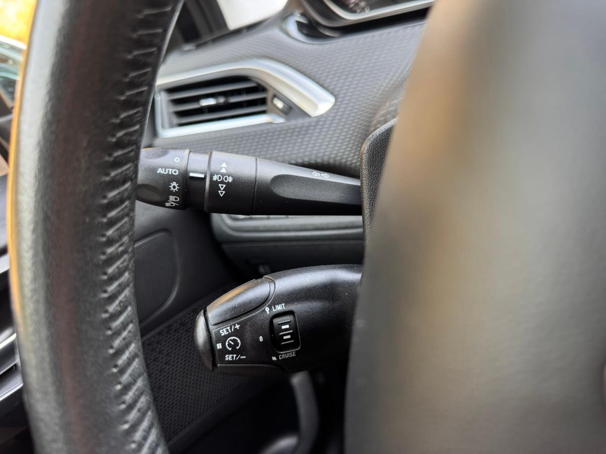 peugeot-208-2019-gasolina-1199cc