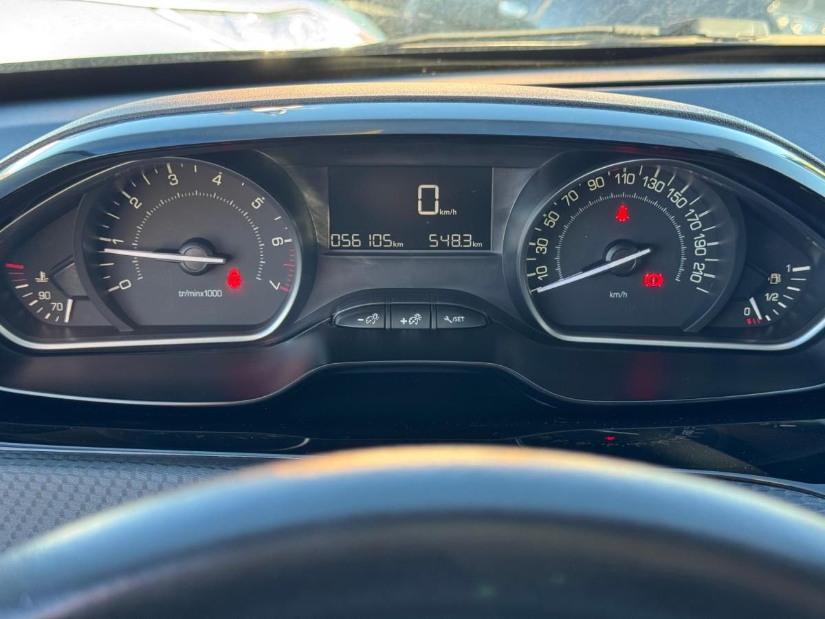 peugeot-208-2019-gasolina-1199cc
