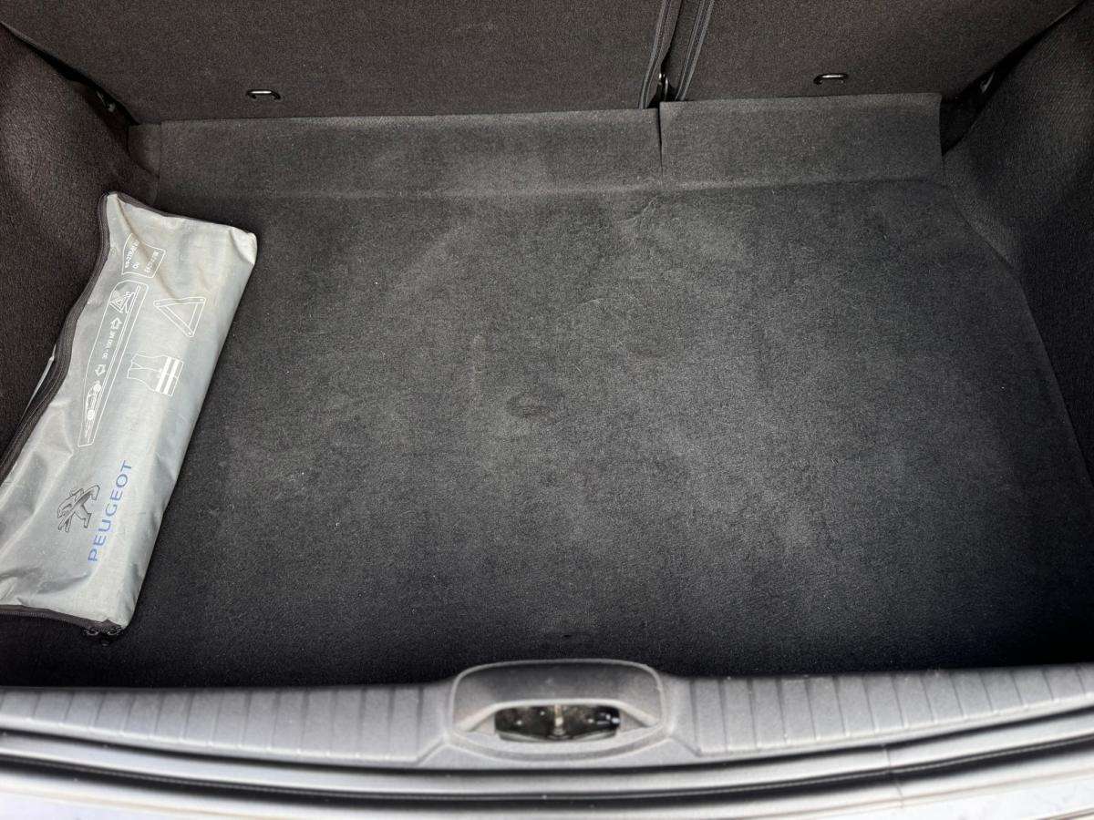 peugeot-208-2019-gasolina-1199cc