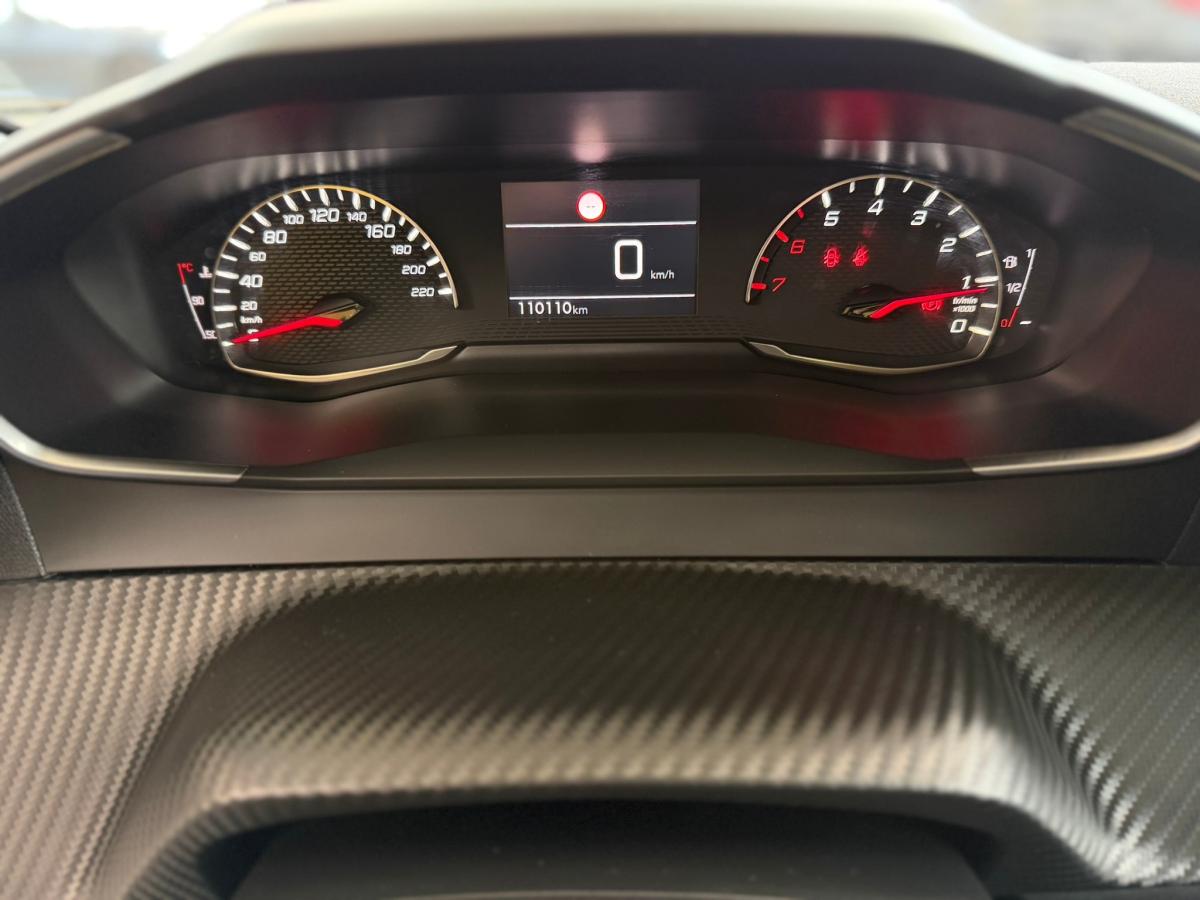 peugeot-208-2020-gasolina-1199cc
