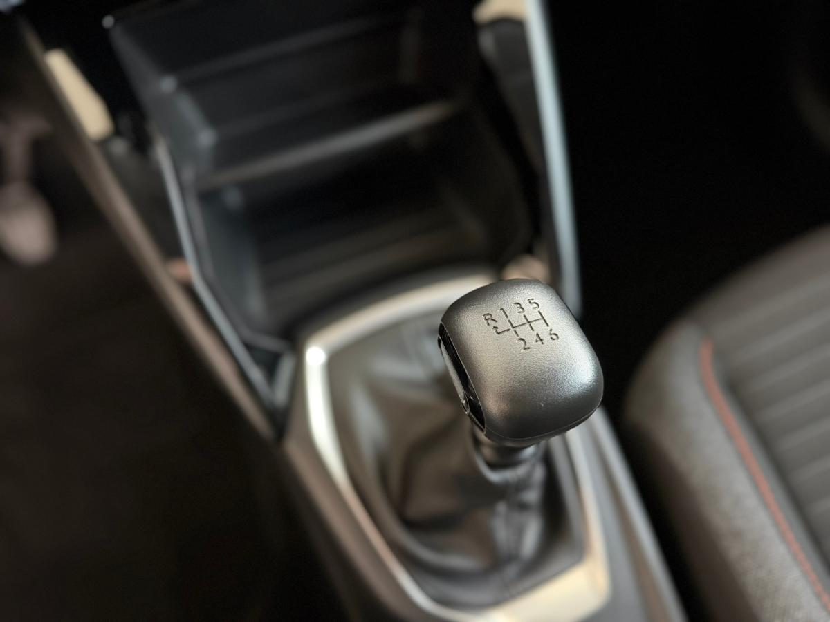 peugeot-208-2020-gasolina-1199cc