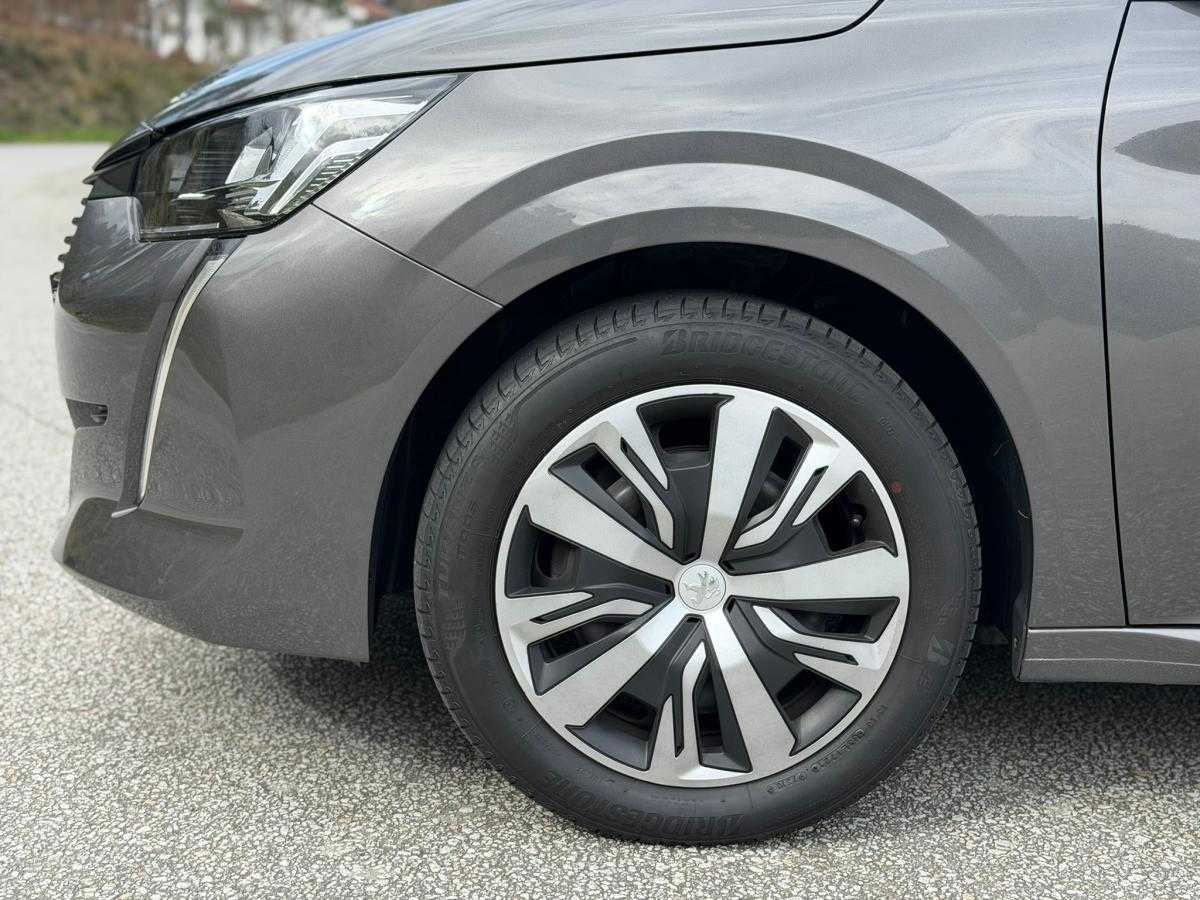 peugeot-208-2020-gasolina-1199cc