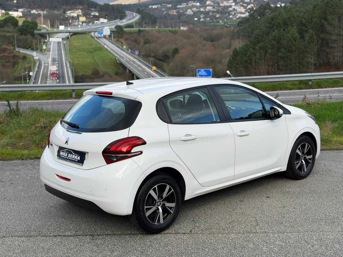 peugeot-208-2019-gasolina-1199cc