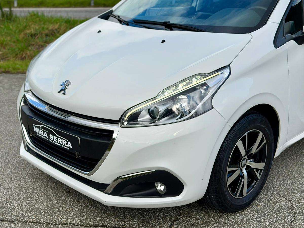 peugeot-208-2019-gasolina-1199cc
