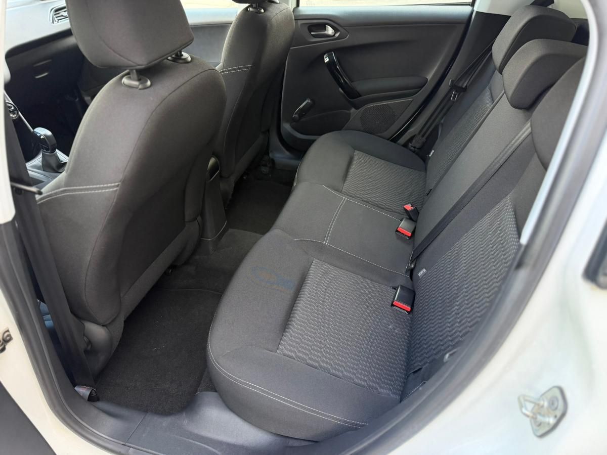 peugeot-208-2019-gasolina-1199cc