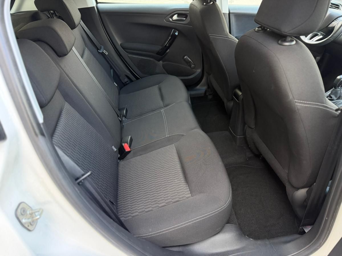 peugeot-208-2019-gasolina-1199cc