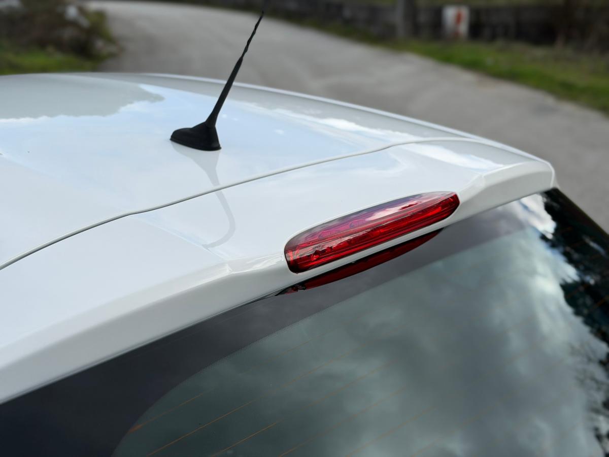 peugeot-208-2019-gasolina-1199cc