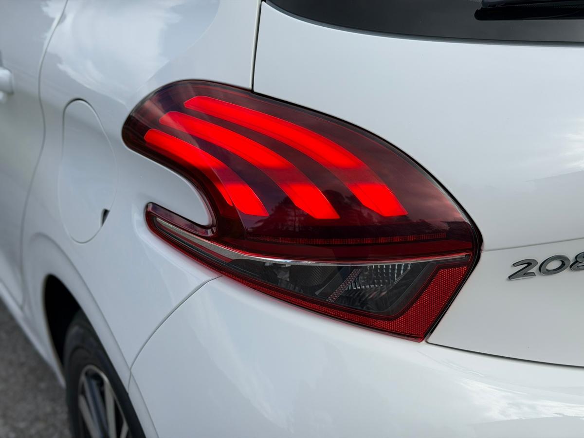peugeot-208-2019-gasolina-1199cc
