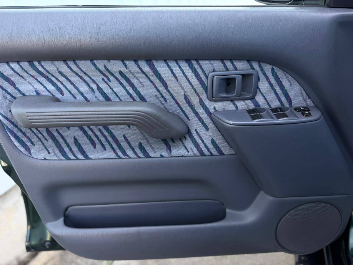 toyota-land-cruiser-1999-diesel-2982cc