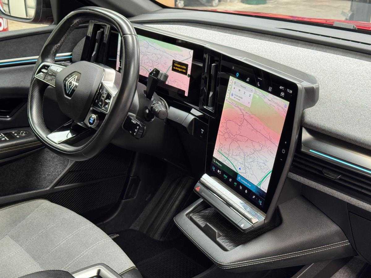 renault-megane-2022-eletrico-0cc