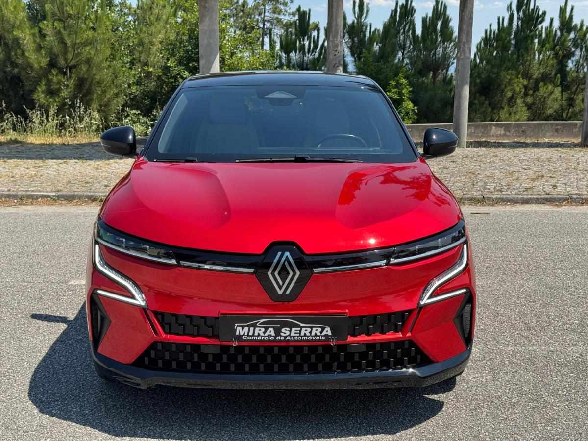 renault-megane-2022-eletrico-0cc