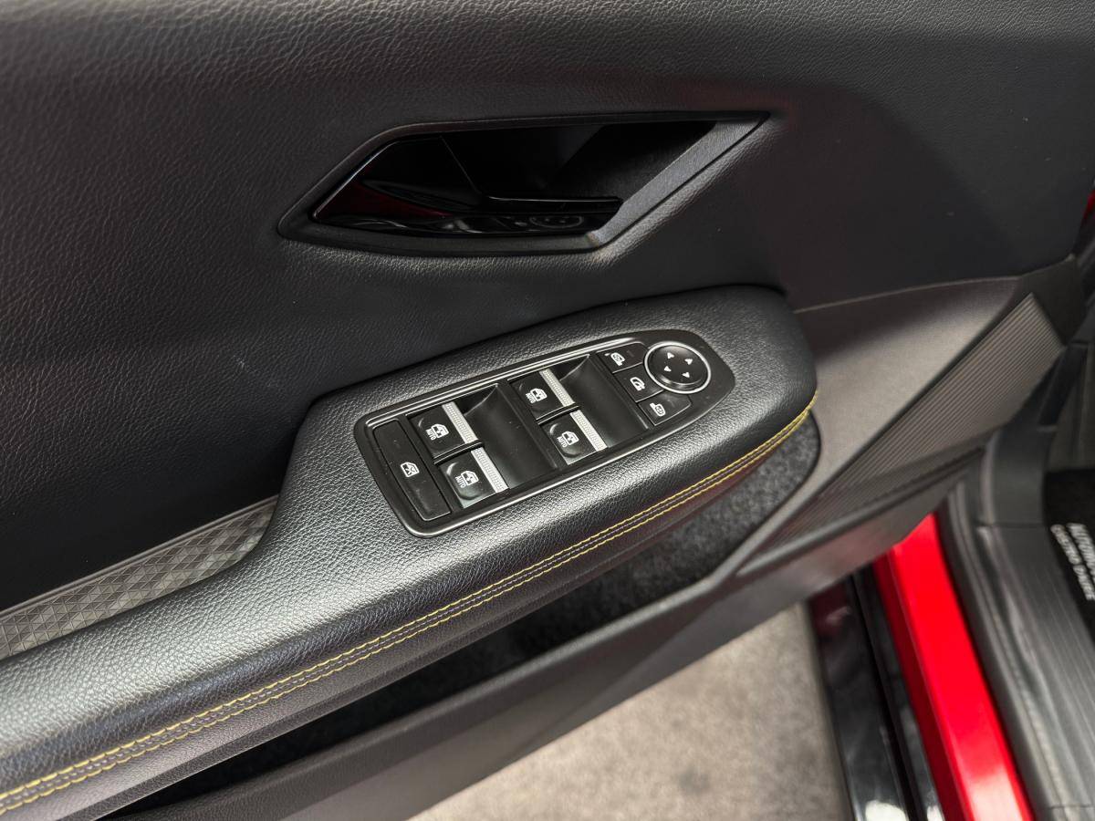 renault-megane-2022-eletrico-0cc