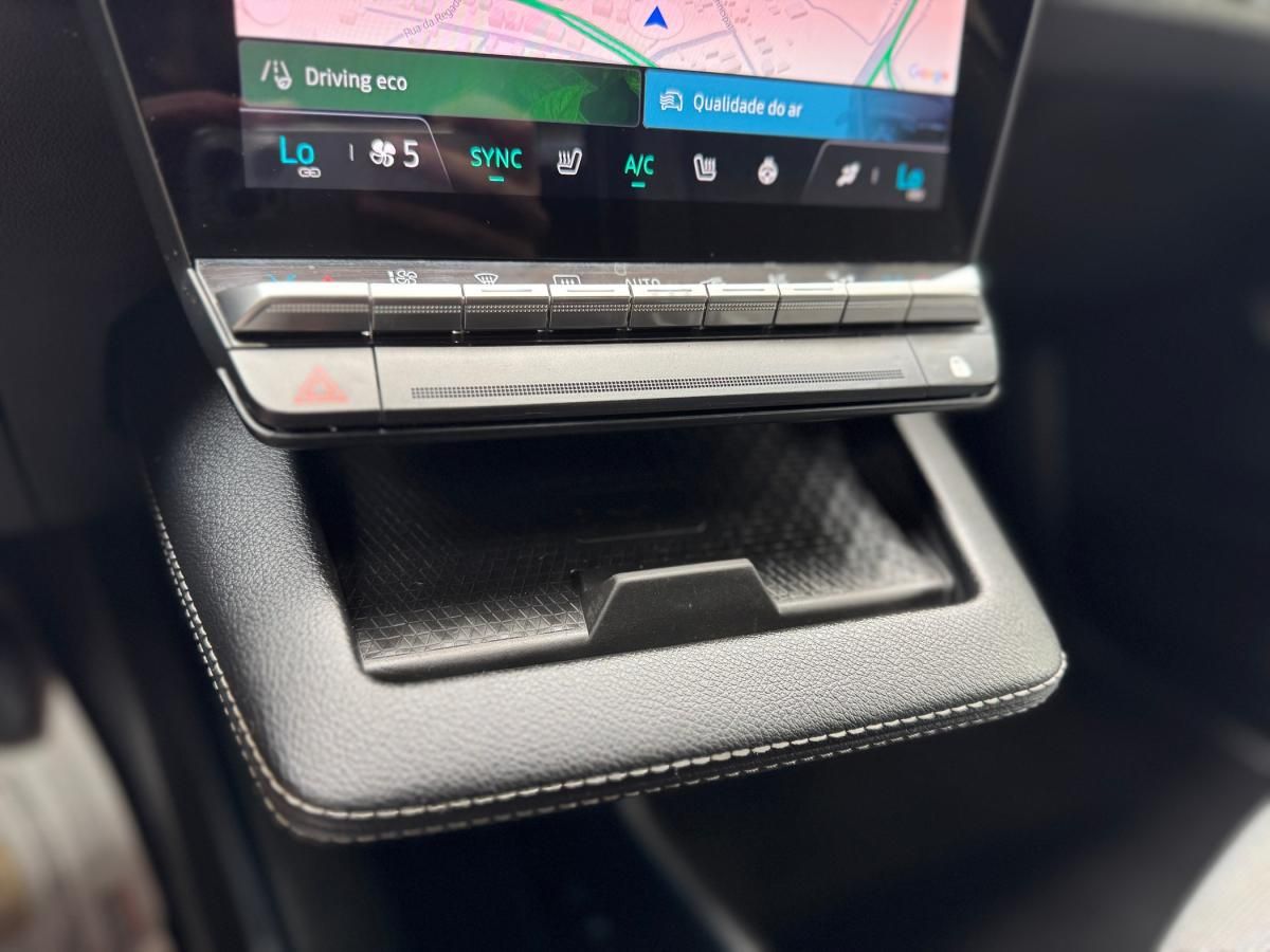 renault-megane-2022-eletrico-0cc